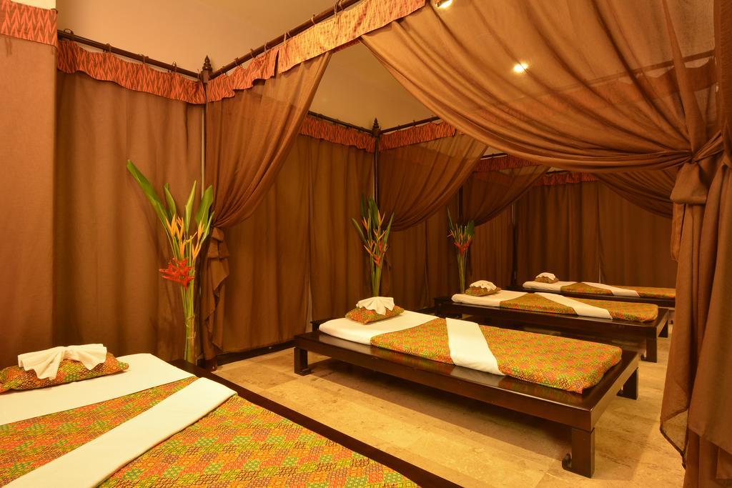 Iyara Lake Hotel & Resort Uthai Thani Esterno foto